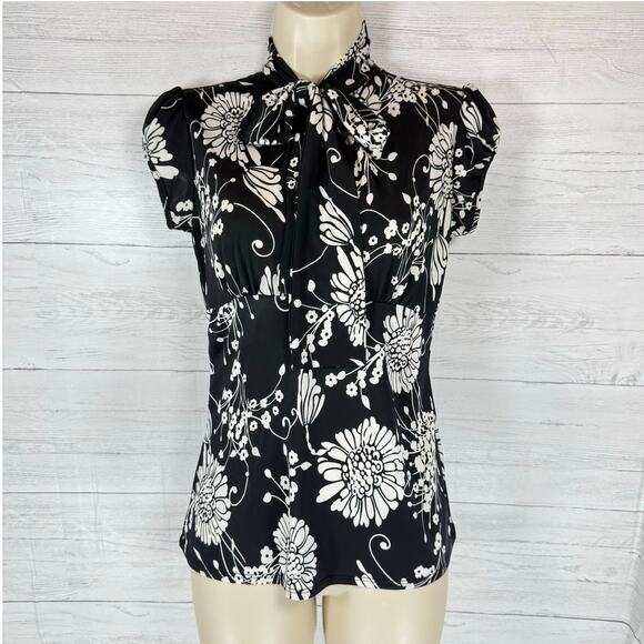 Maurices Tops - VTG Maurices y2k small‎ floral black white bow whimsygoth career secretary USA
